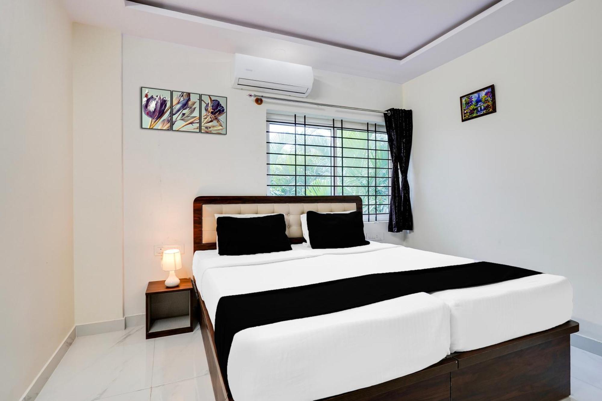 Townhouse Bidadi Formerly Royal Garuda Exterior photo